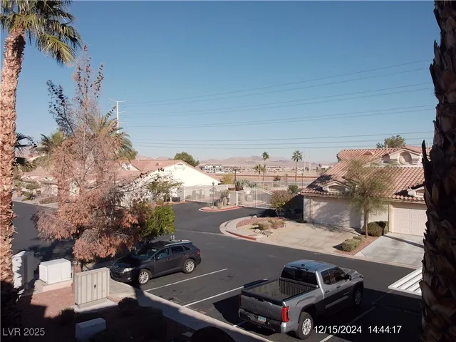 $1,250 | 855 North Stephanie Street, Unit 2526, Henderson, NV 89014