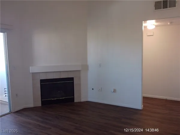 $1,250 | 855 North Stephanie Street, Unit 2526, Henderson, NV 89014
