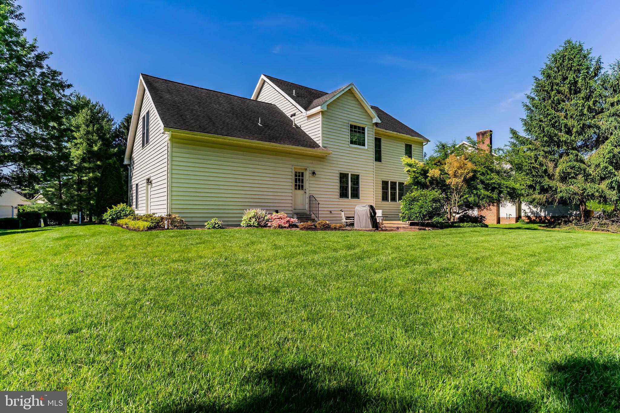 13 Todd Road Carlisle, PA 17013 - Photo 4 of 46 a front view of house with yard and green space