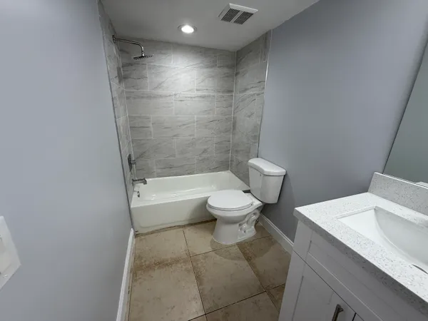 $2,200 | 5760 Rock Island Road, Unit 309, Tamarac, FL 33319