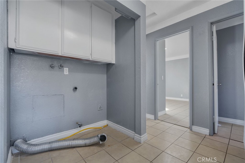 15975 Serrano Road Apple Valley, CA 92307 - Photo 13 of 35