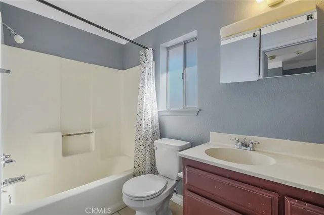 $1,149,999 | 15975 Serrano Road, Apple Valley, CA 92307