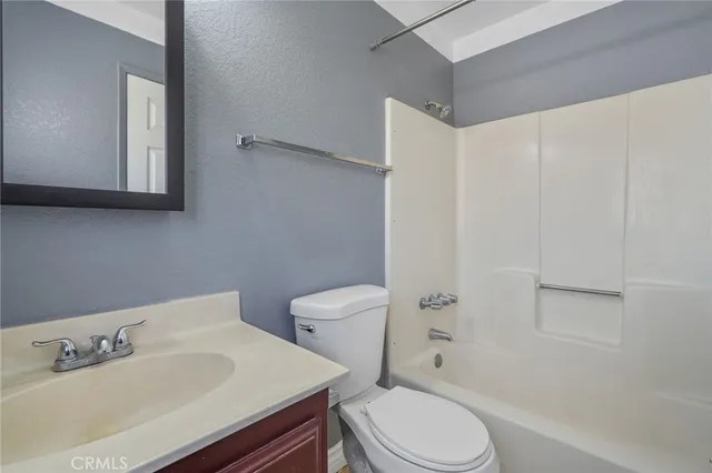 $1,149,999 | 15975 Serrano Road, Apple Valley, CA 92307