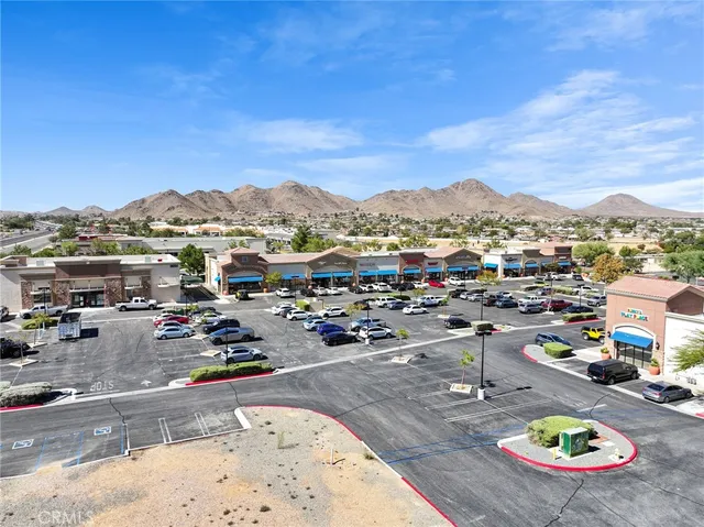 $1,149,999 | 15975 Serrano Road, Apple Valley, CA 92307