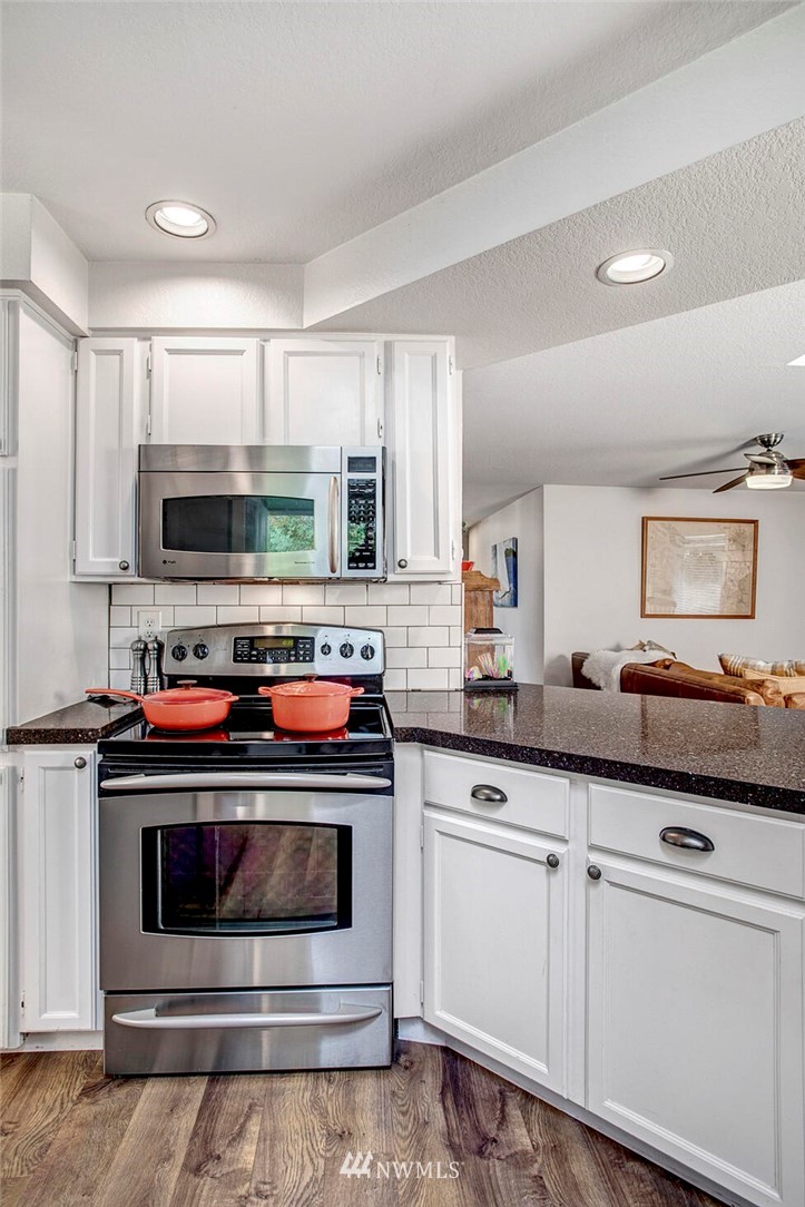 22408 61st Avenue Southeast Bothell, WA 98021 - Photo 15 of 40 Gallery Image 15