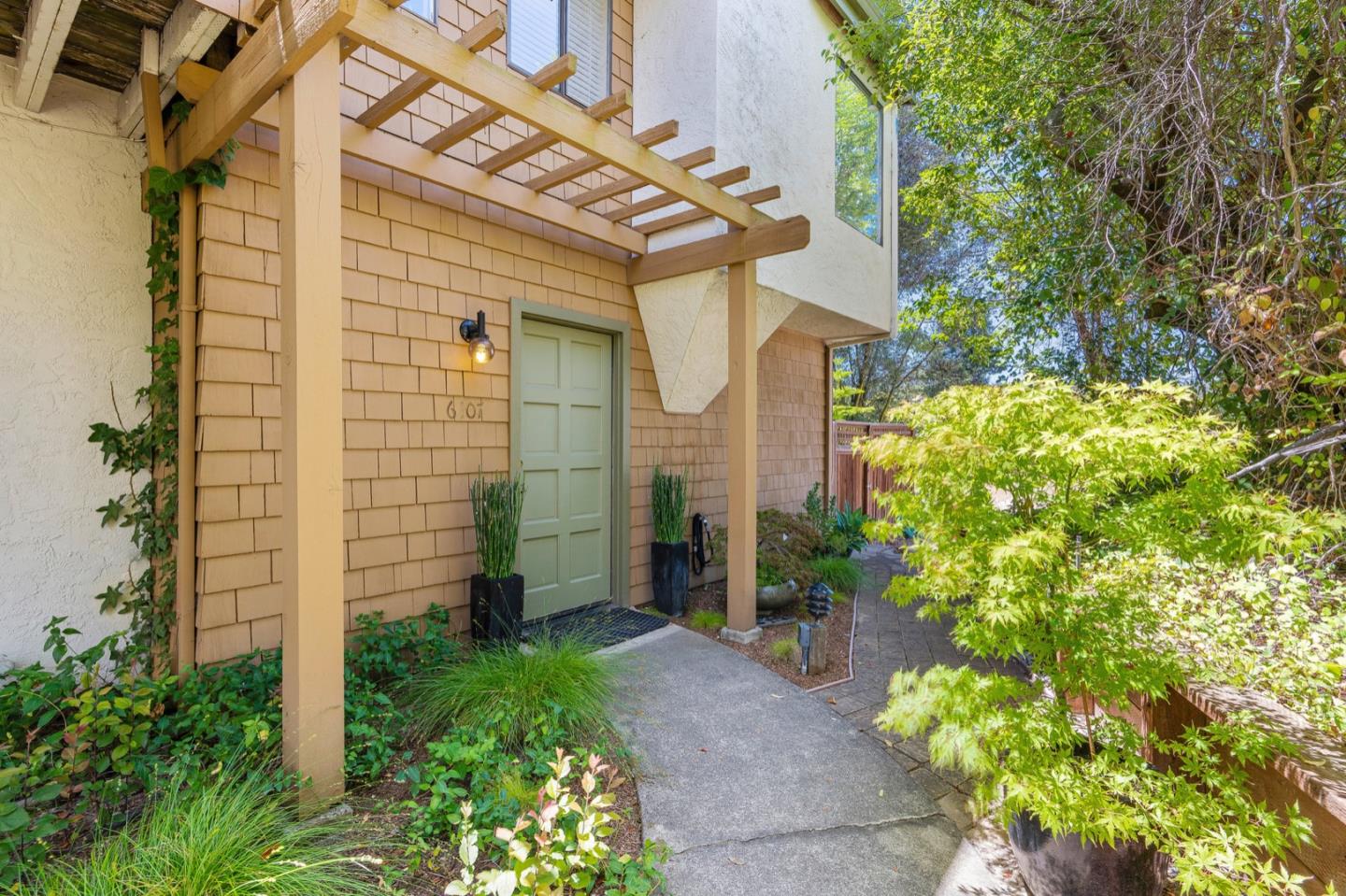 6107 Abbey Road Aptos, CA 95003 - Photo 1 of 21 Gallery Image 1