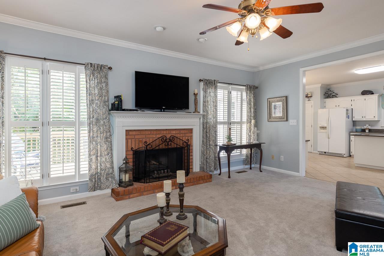 616 Brooks Lane Birmingham, AL 35244 - Photo 3 of 38