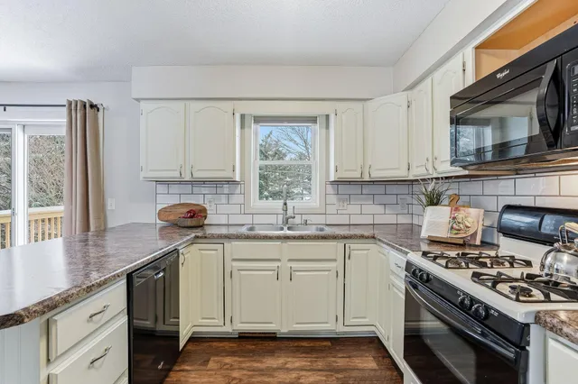 $369,900 | 832 Meander Road, Hanover, MN 55341