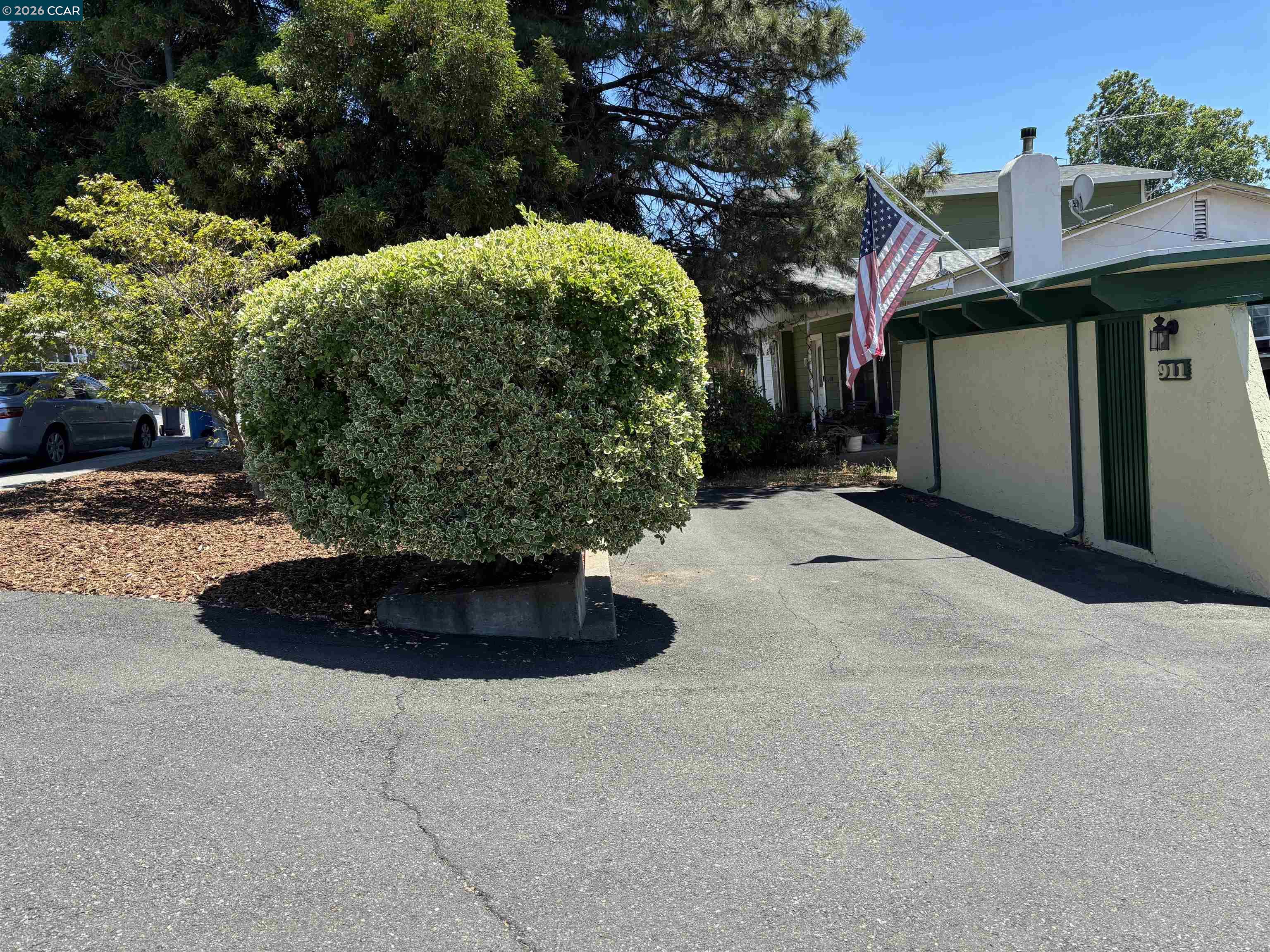 911 Benicia Road Vallejo, CA 94591 - Photo 4 of 23