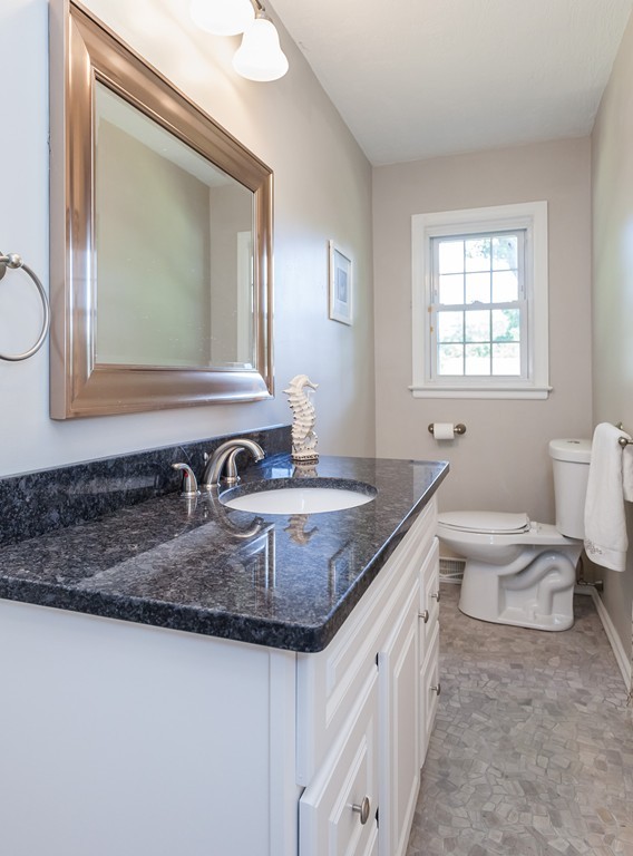99 Sunnybrook Road Springfield, MA 01119 - Photo 20 of 30 a bathroom with sinks granite and a toilet