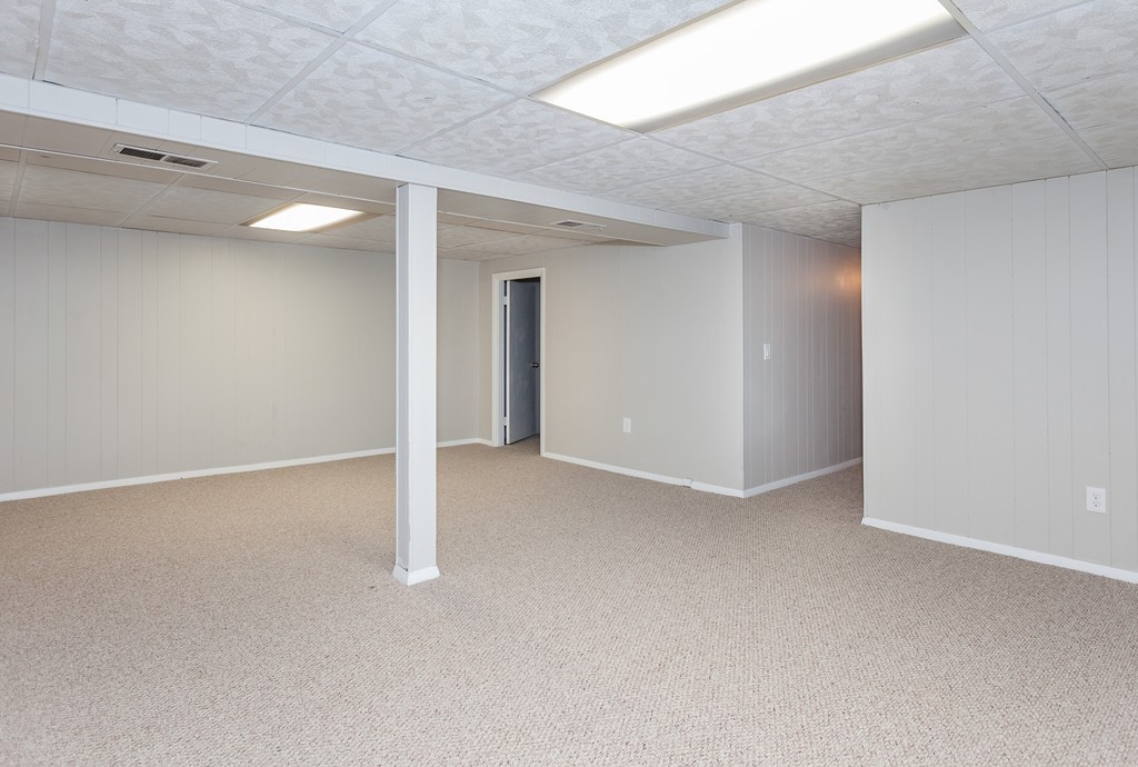 99 Sunnybrook Road Springfield, MA 01119 - Photo 23 of 30