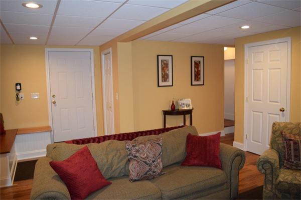 18 Barre Paxton Road Rutland, MA 01543 - Photo 17 of 17 a living room with furniture
