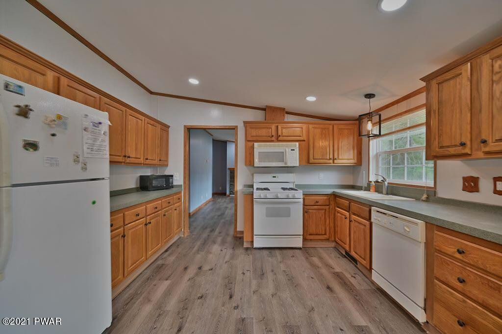 33 Oakview Lane Waymart, PA 18472 - Photo 22 of 65