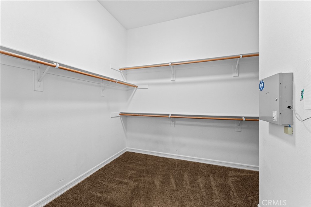 35316 Dry Creek Road Yucaipa, CA 92399 - Photo 23 of 52 Walk-in Closet in Primary