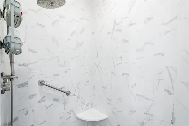 $795,000 | 2405 Octavia Street, New Orleans, LA 70115