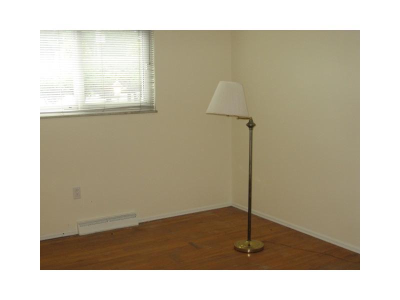 2406 Haymaker Road Monroeville, PA 15146 - Photo 12 of 25 Bedroom. 10 x 12 Third bedroom