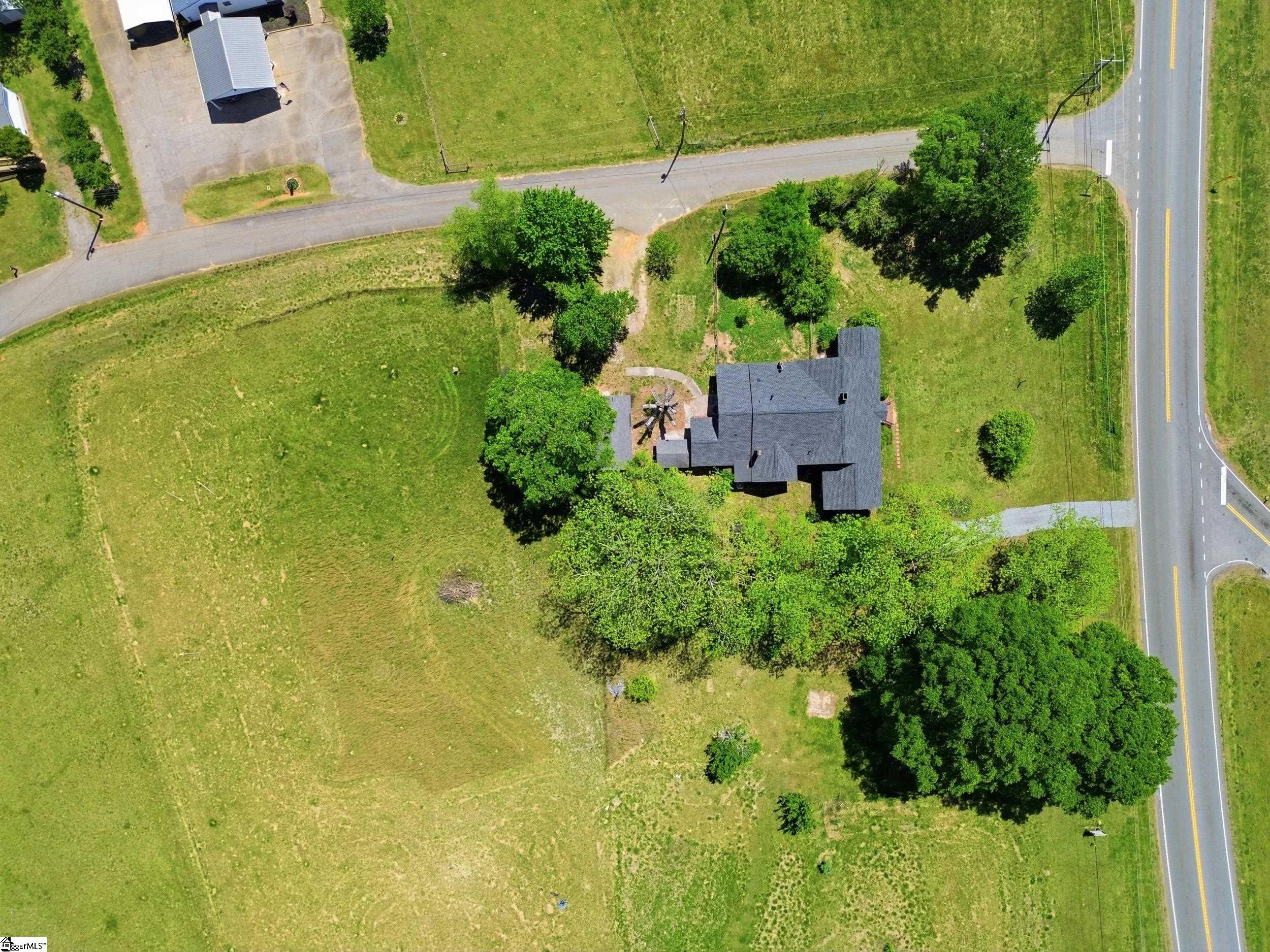 100 Easley Highway Pelzer, SC 29669 - Photo 24 of 36