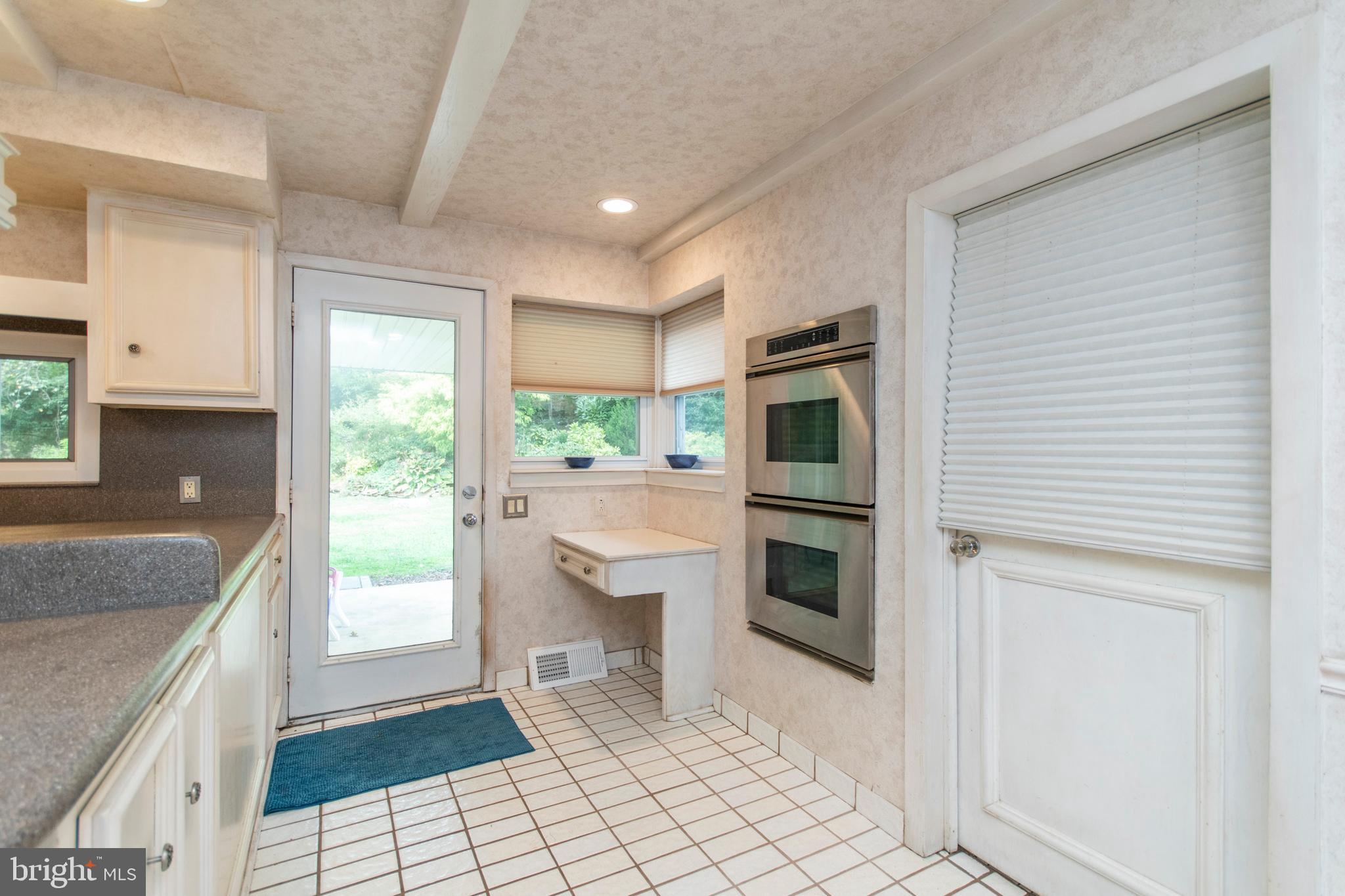 1069 Sparrow Road Jenkintown, PA 19046 - Photo 14 of 32 Gallery Image 14