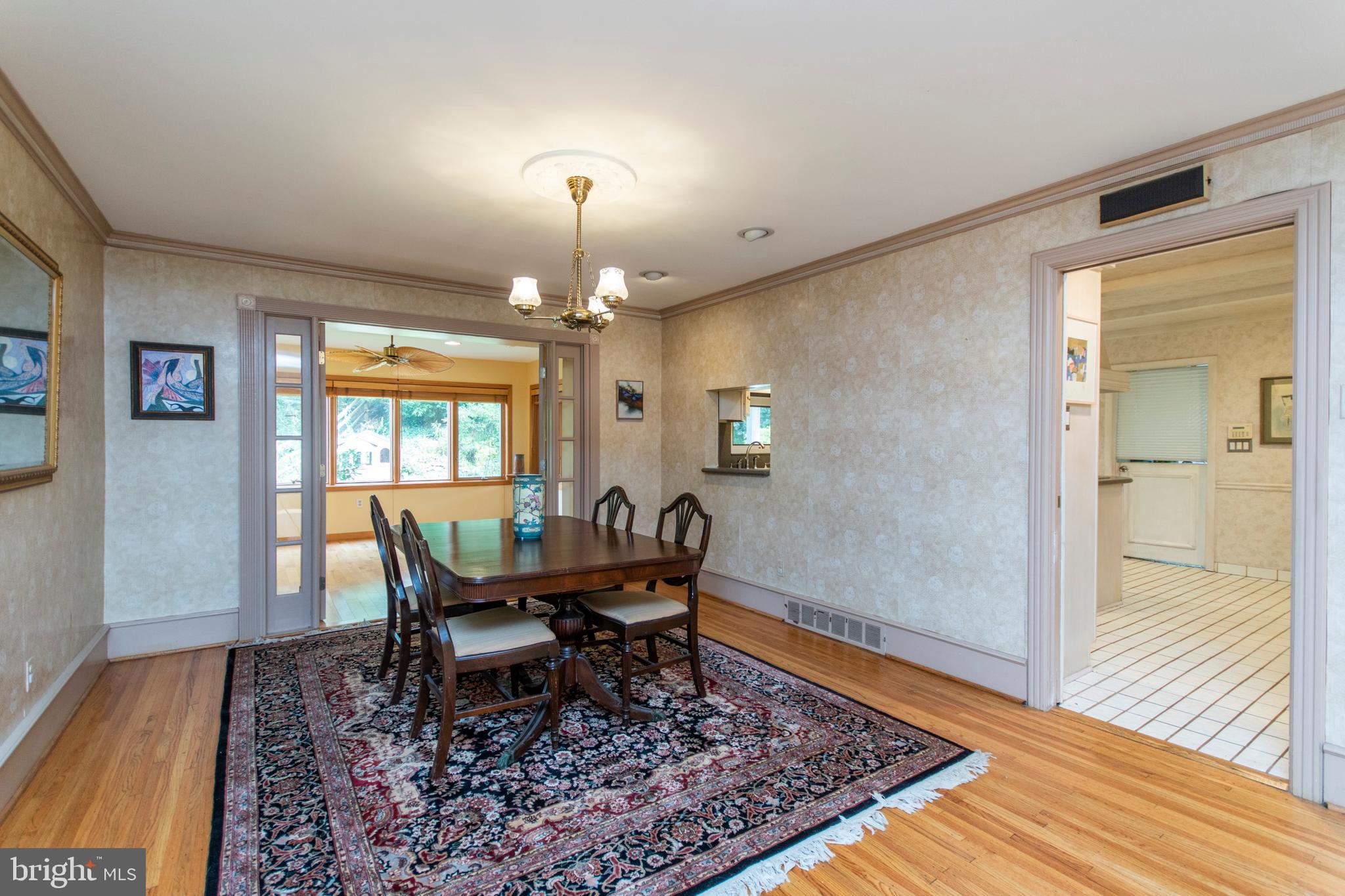 1069 Sparrow Road Jenkintown, PA 19046 - Photo 8 of 32 Gallery Image 8