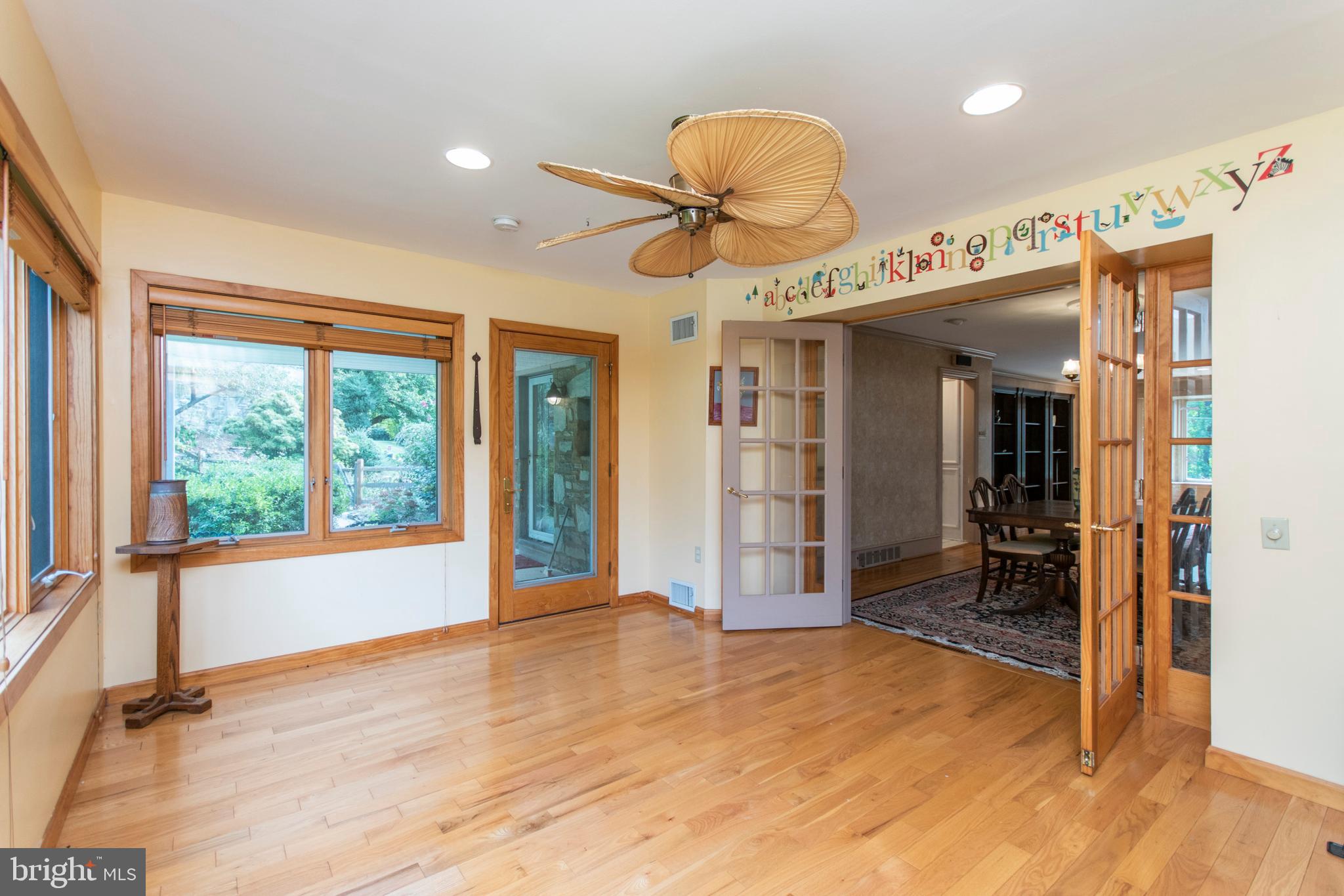 1069 Sparrow Road Jenkintown, PA 19046 - Photo 10 of 32 Gallery Image 10