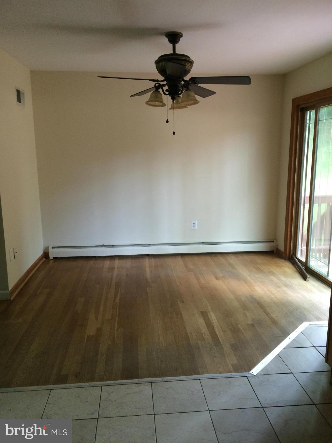 13624 Kingsman Road Woodbridge, VA 22193 - Photo 5 of 21 Dining Room