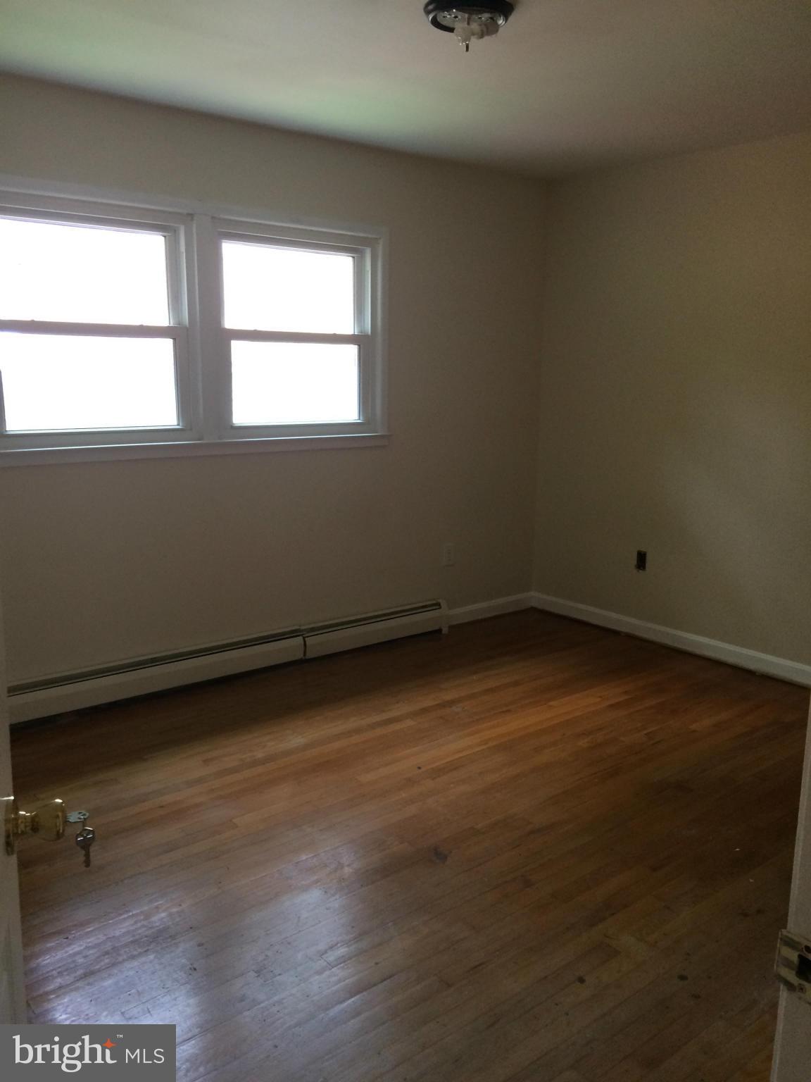 13624 Kingsman Road Woodbridge, VA 22193 - Photo 10 of 21 Bedroom (Master)
