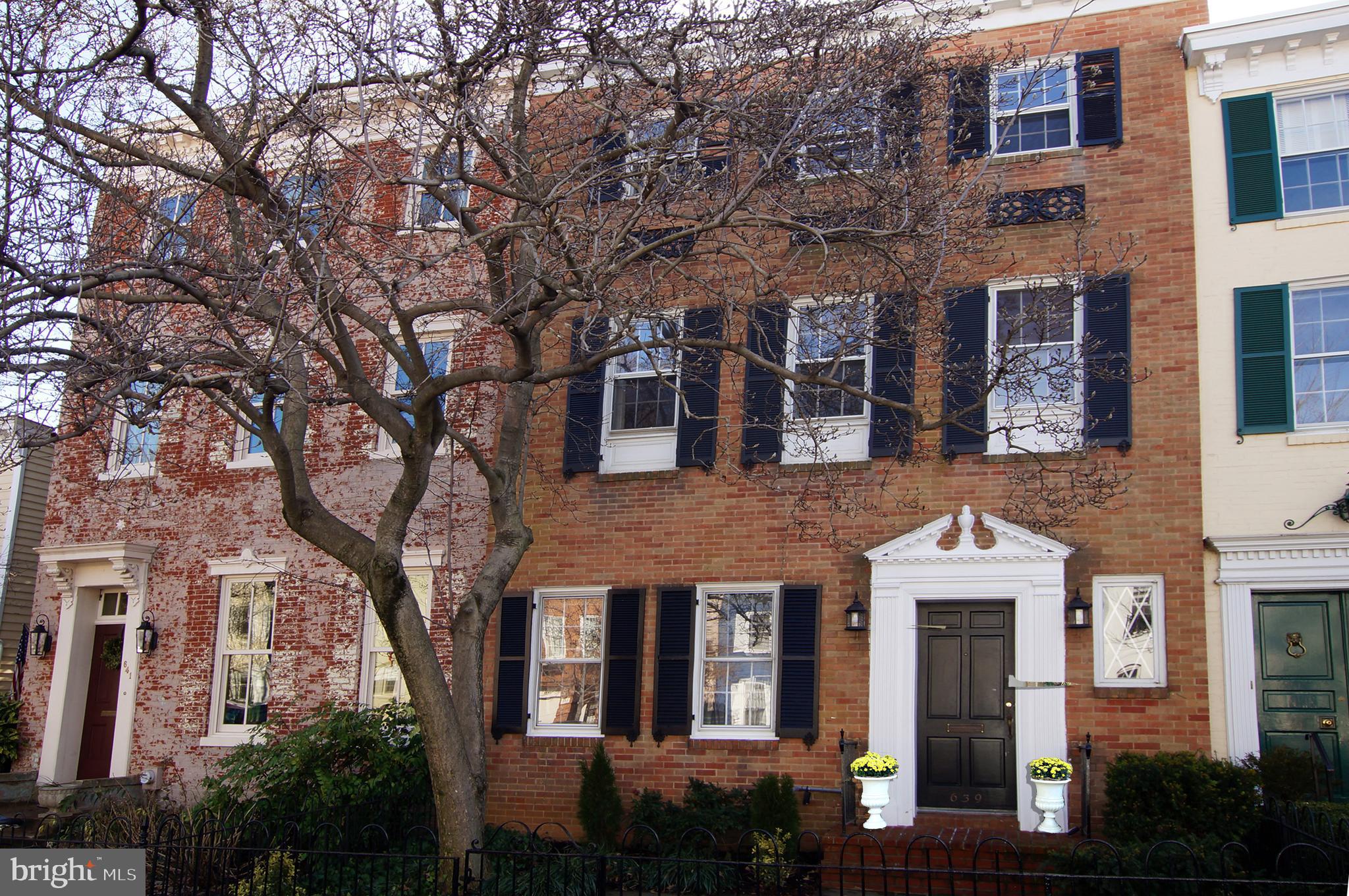 639 E Street Southeast Washington, DC 20003 - Photo 1 of 33
