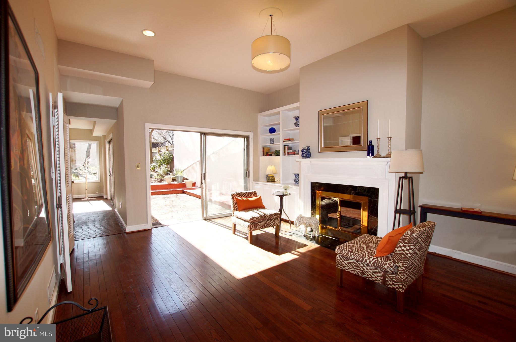 639 E Street Southeast Washington, DC 20003 - Photo 2 of 33