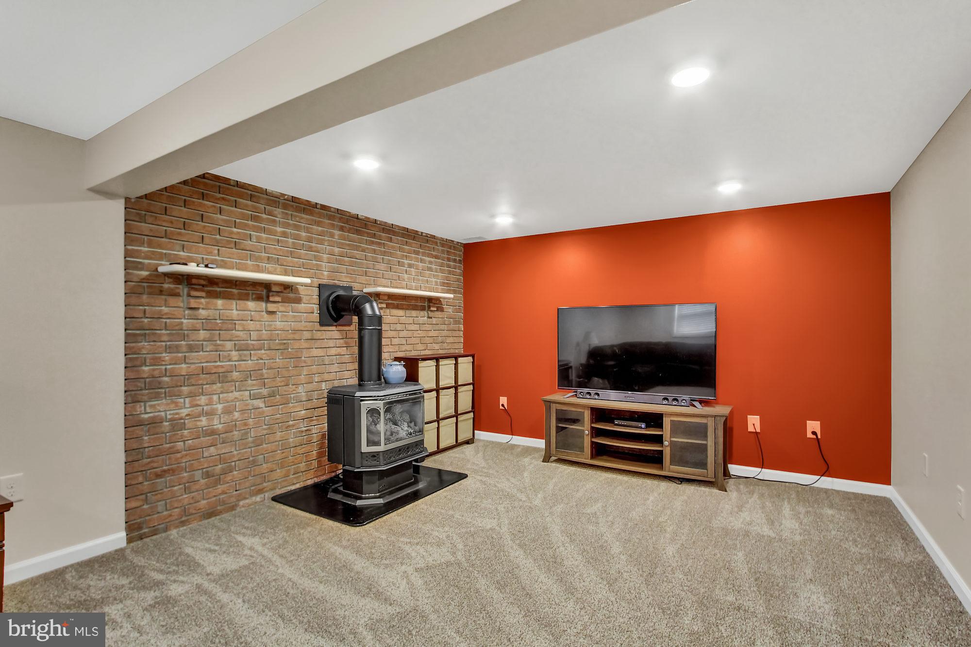 1268 Ridge Avenue Columbia, PA 17512 - Photo 17 of 28 Gallery Image 17