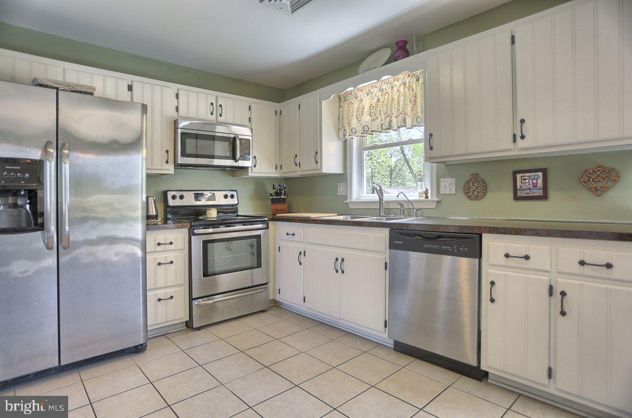 1367 Zimmerman Road Carlisle, PA 17015 - Photo 16 of 44 Gallery Image 16