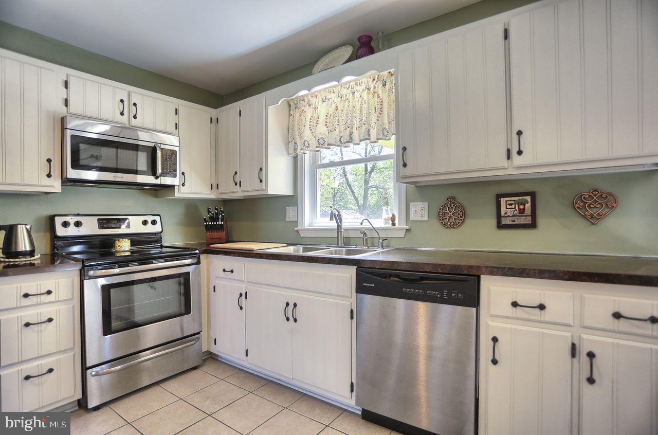 1367 Zimmerman Road Carlisle, PA 17015 - Photo 17 of 44 Gallery Image 17
