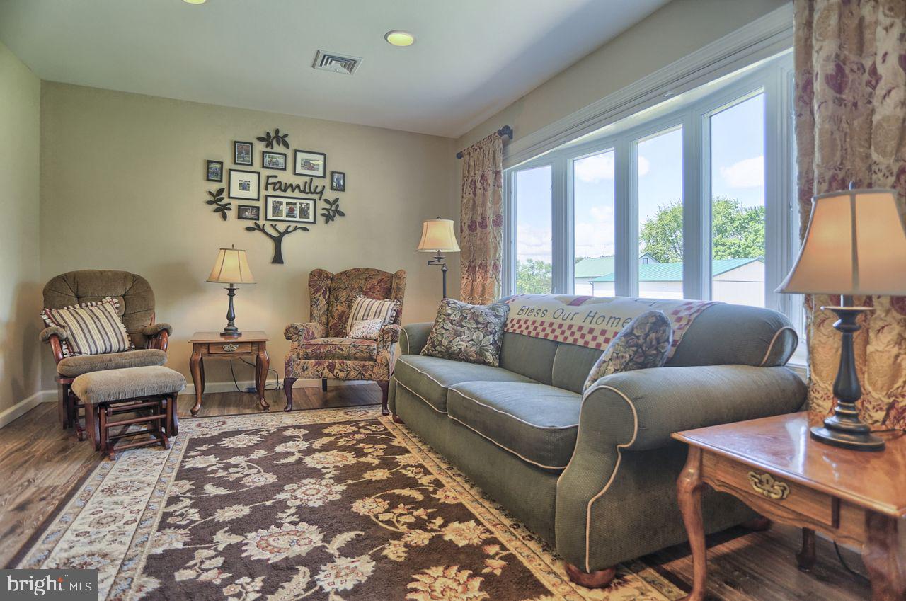 1367 Zimmerman Road Carlisle, PA 17015 - Photo 8 of 44 Gallery Image 8