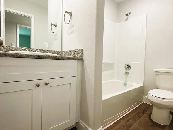 $1,250 | 711 South Houston Avenue, Unit C, Humble, TX 77338