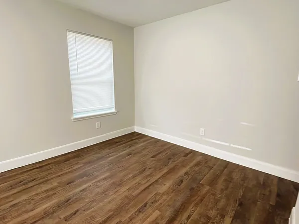 $1,250 | 711 South Houston Avenue, Unit C, Humble, TX 77338