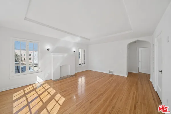 $2,450 | 339 South Detroit Street, Unit 206, Los Angeles, CA 90036