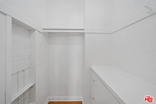 $2,450 | 339 South Detroit Street, Unit 206, Los Angeles, CA 90036