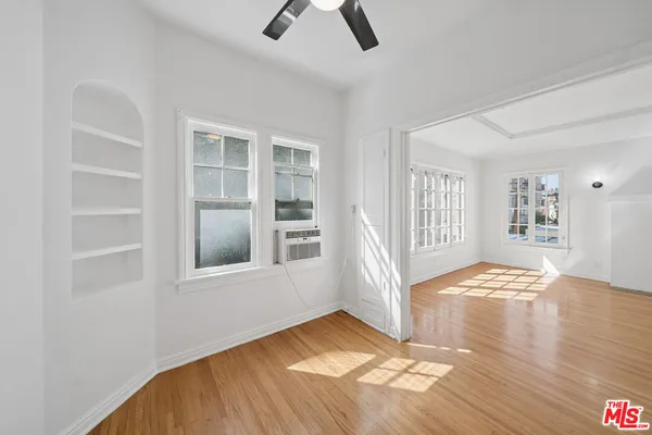 $2,450 | 339 South Detroit Street, Unit 206, Los Angeles, CA 90036