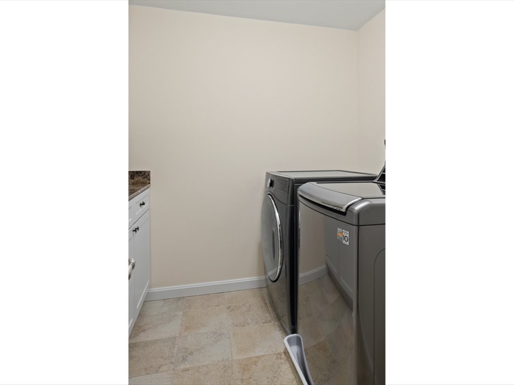 114 Granite Street, Unit 310 Westerly, RI 02891 - Photo 12 of 19