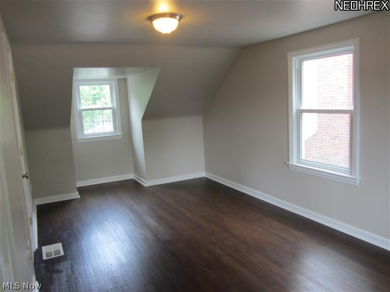 1208 Avondale Road Cleveland, OH 44121 - Photo 9 of 13