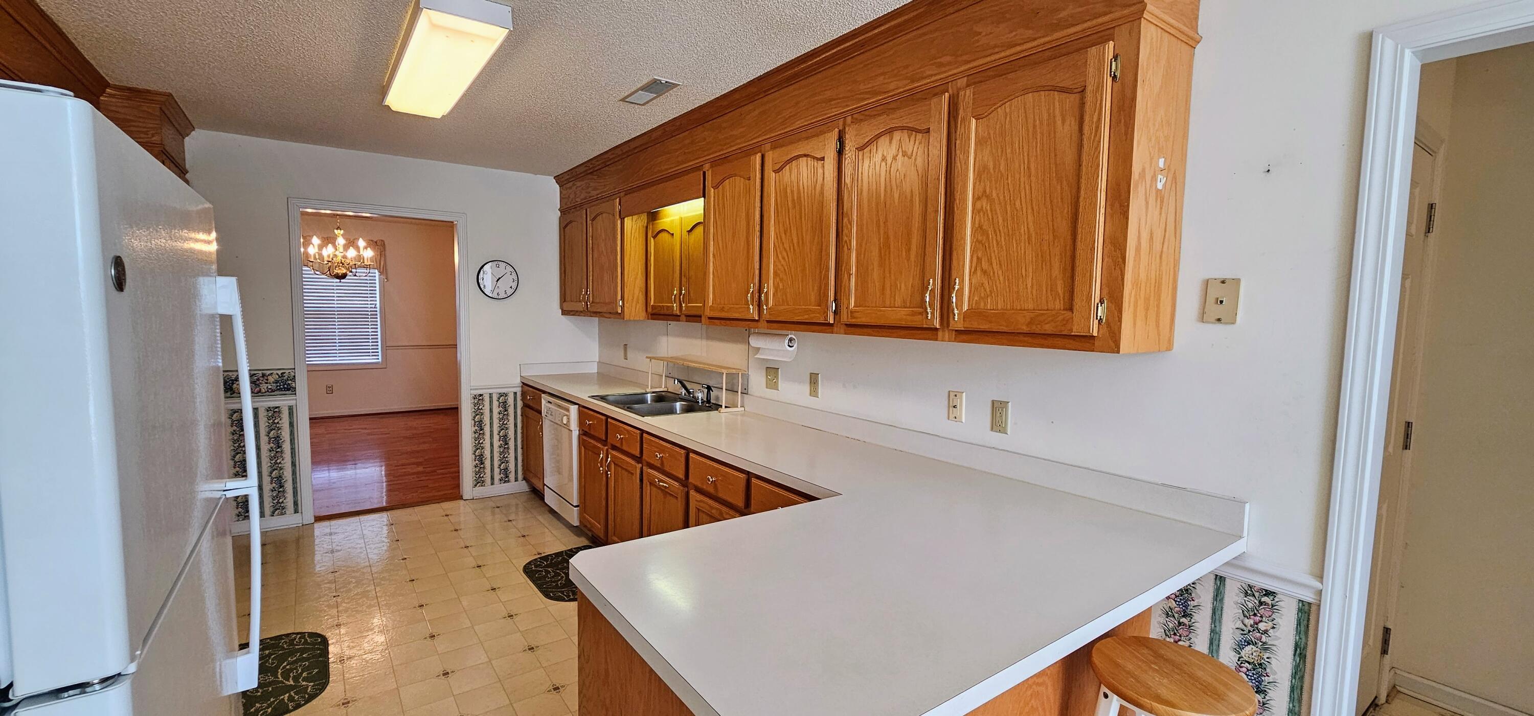 416 Briarcliff Street Manning, SC 29102 - Photo 27 of 50