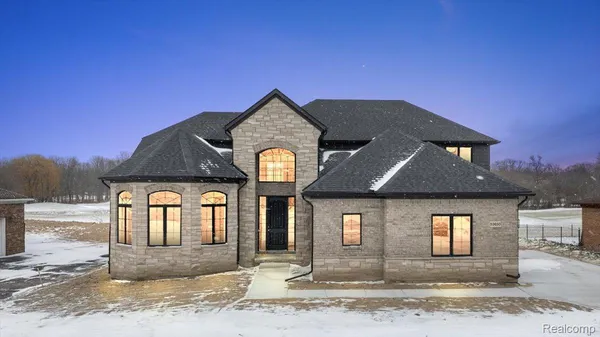$874,900 | 53650 Romeo Plank Road, Macomb, MI 48042