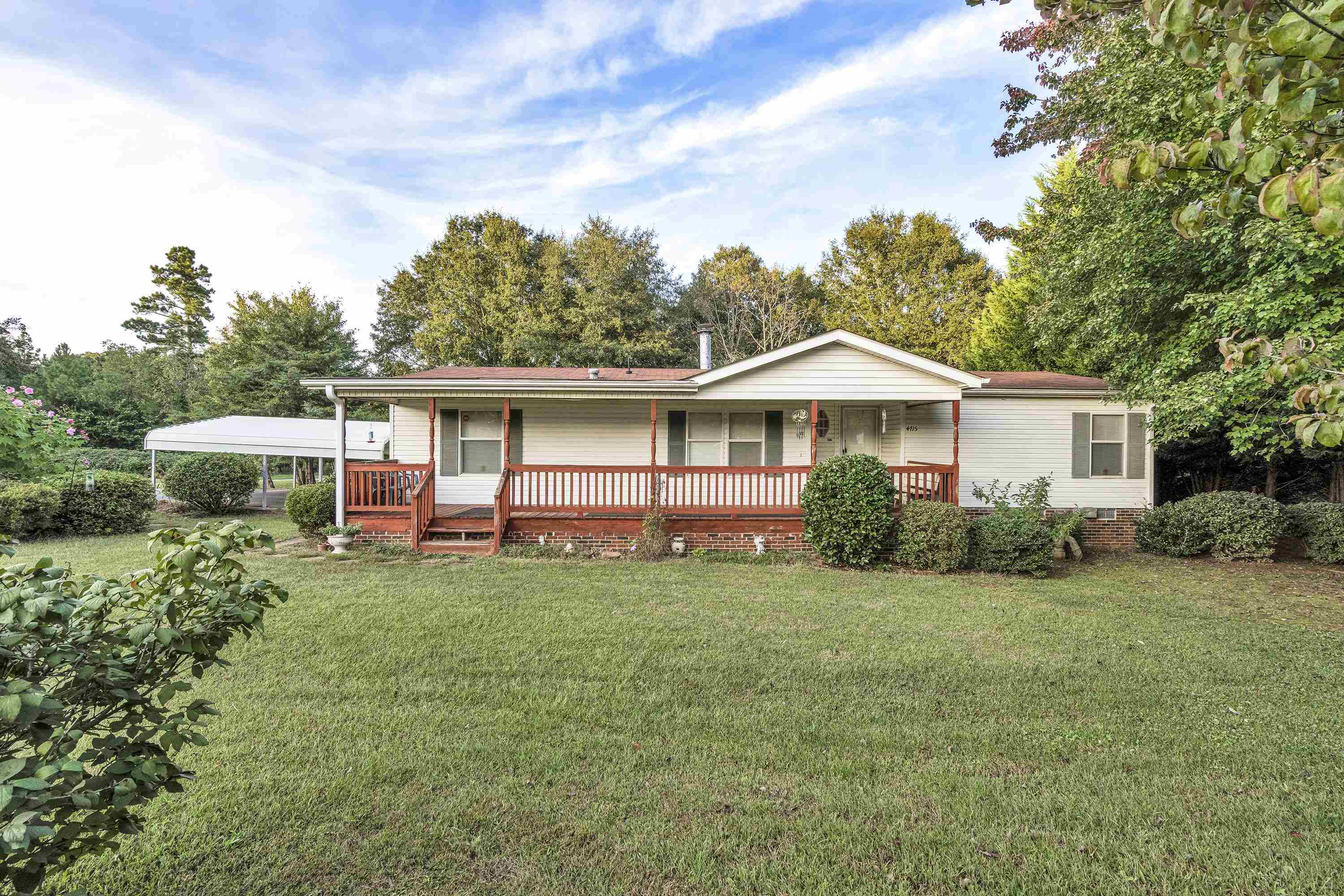4715 Bible Church Road Boiling Springs, SC 29316 - Photo 1 of 29