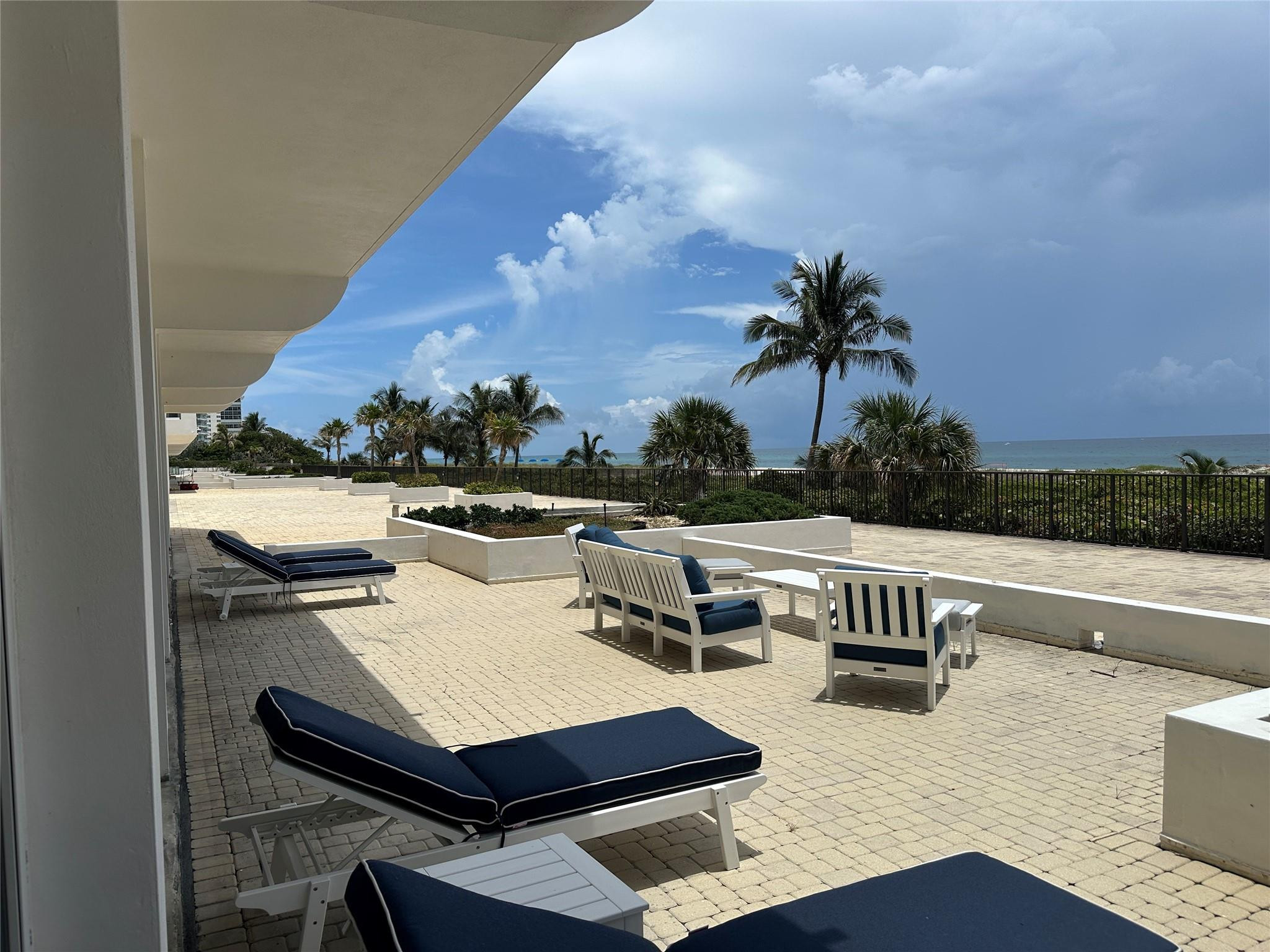 2800 South Ocean Boulevard, Unit VILLA H Boca Raton, FL 33432 - Photo 23 of 38 Photo 23