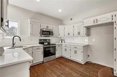 $429,000 | 16203 West 157th Terrace, Olathe, KS 66062