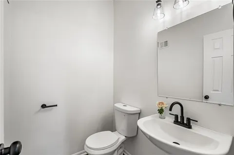 $429,000 | 16203 West 157th Terrace, Olathe, KS 66062