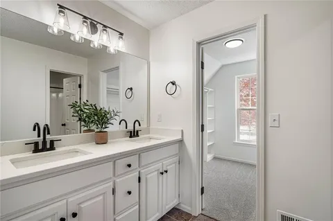 $429,000 | 16203 West 157th Terrace, Olathe, KS 66062