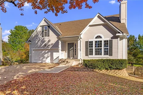 $429,000 | 16203 West 157th Terrace, Olathe, KS 66062