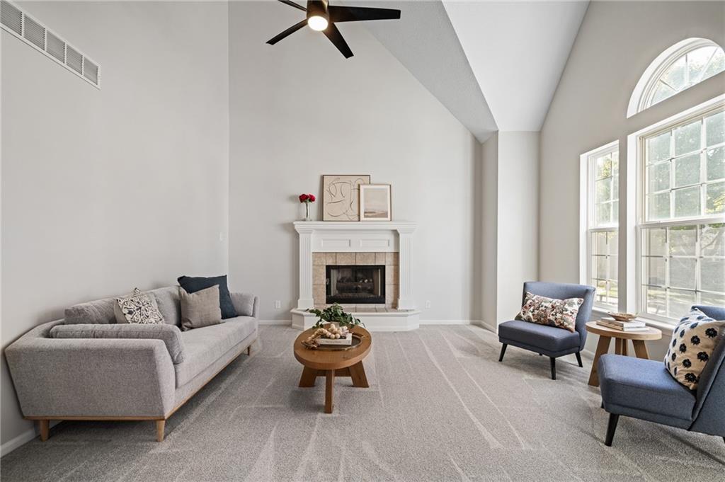 16203 West 157th Terrace Olathe, KS 66062 - Photo 6 of 45