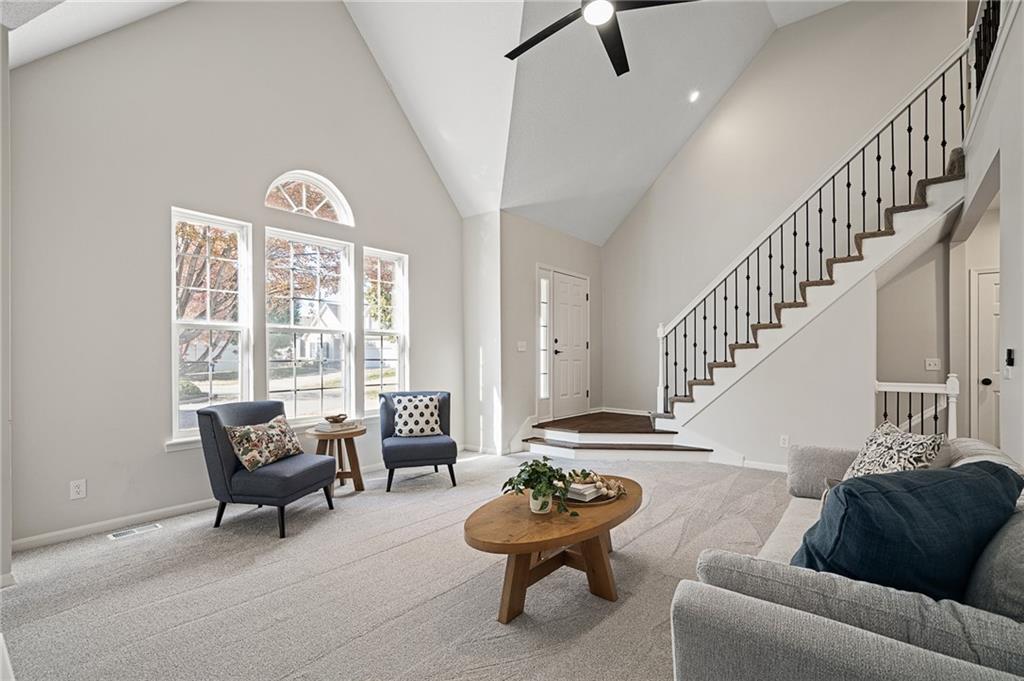 16203 West 157th Terrace Olathe, KS 66062 - Photo 8 of 45