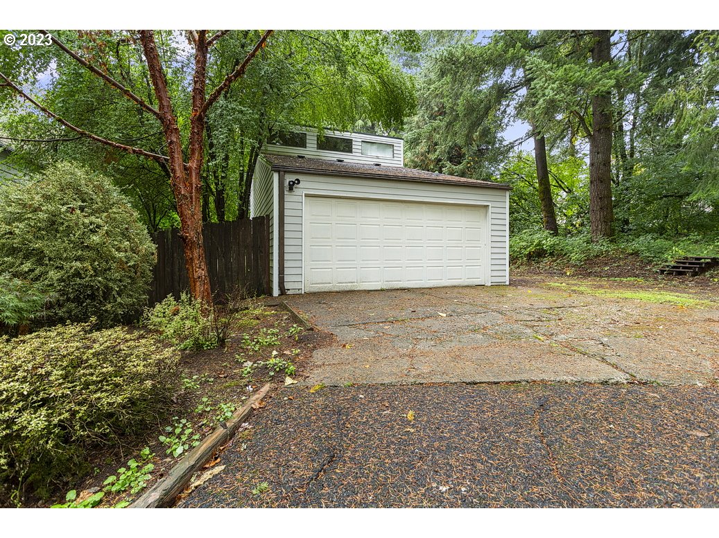 21565 Southeast Firwood Road Sandy, OR 97055 - Photo 30 of 42 a view of outdoor space and yard